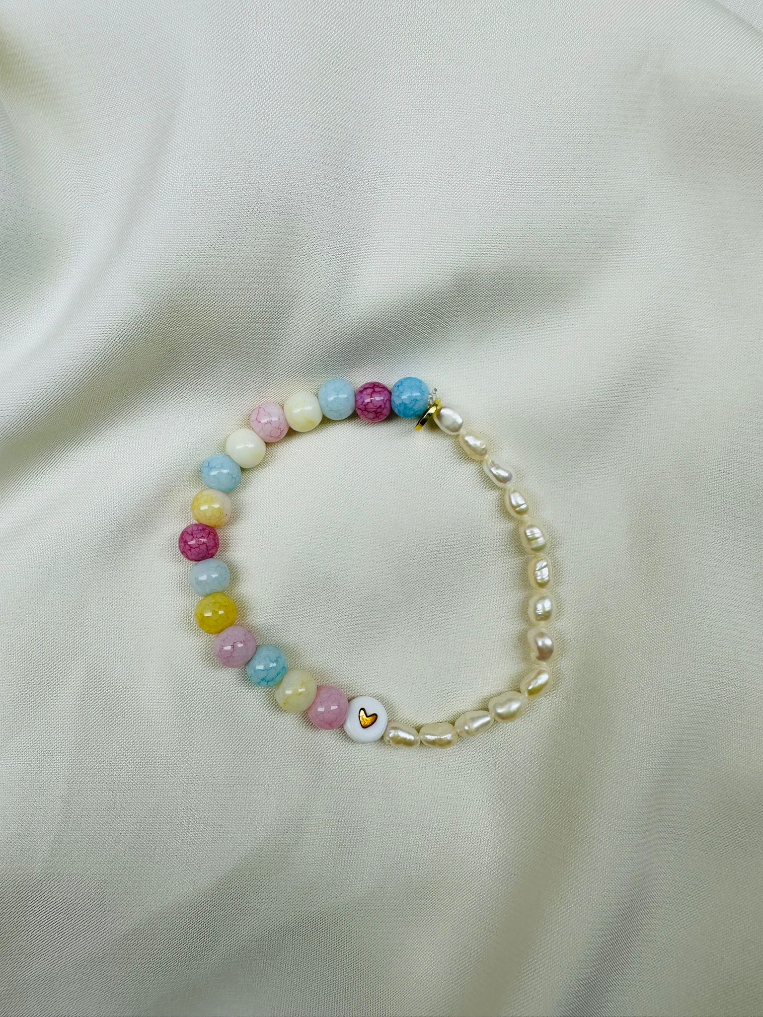 Schmuck Workshop in Kaarst – Armband aus Süßwasserperlen und bunten Glasperlen