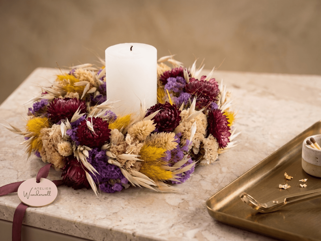 The Provence – Trockenblumenkranz Ø 20 cm in Violett und Sonnengelb